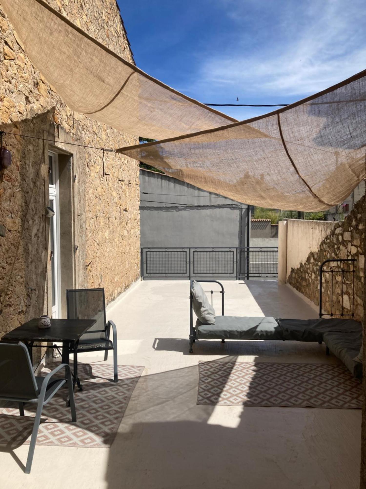 Bed and breakfast Casa Cessenon Extérieur photo